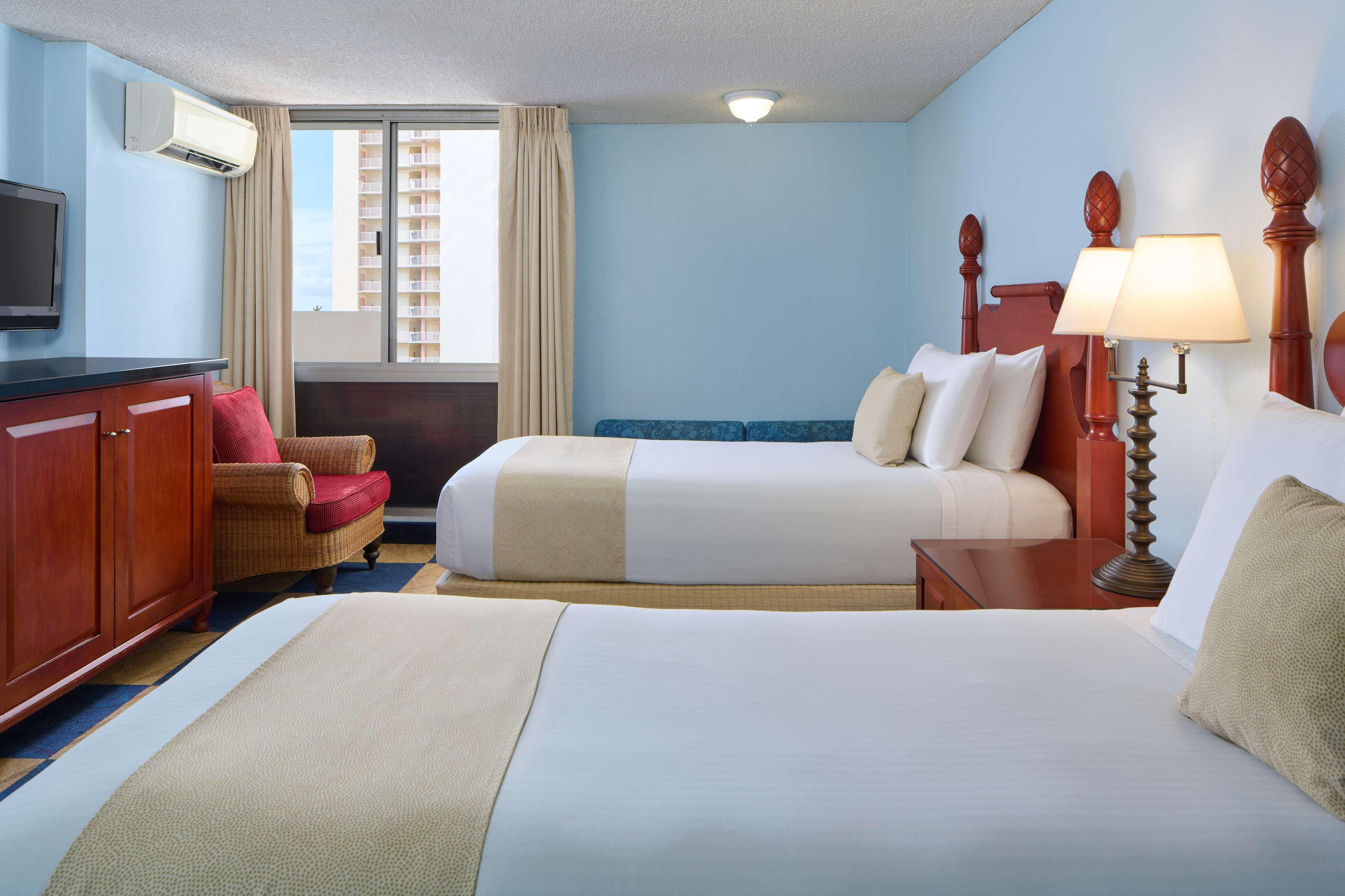 Ewa Hotel Waikiki Гонолулу Экстерьер фото