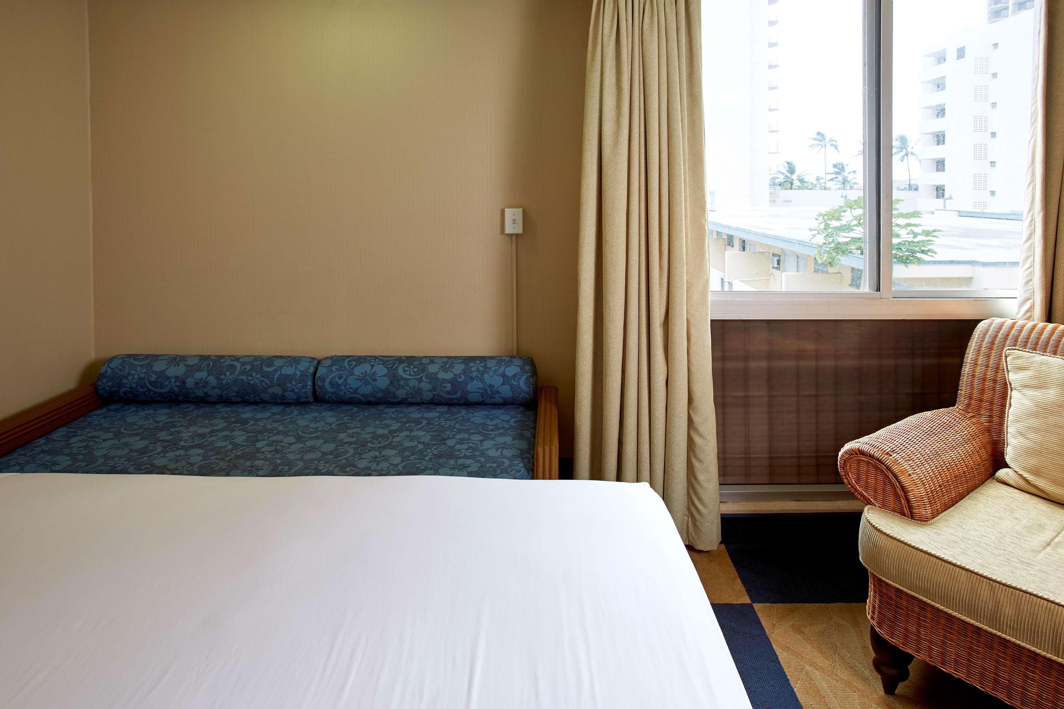 Ewa Hotel Waikiki Гонолулу Экстерьер фото