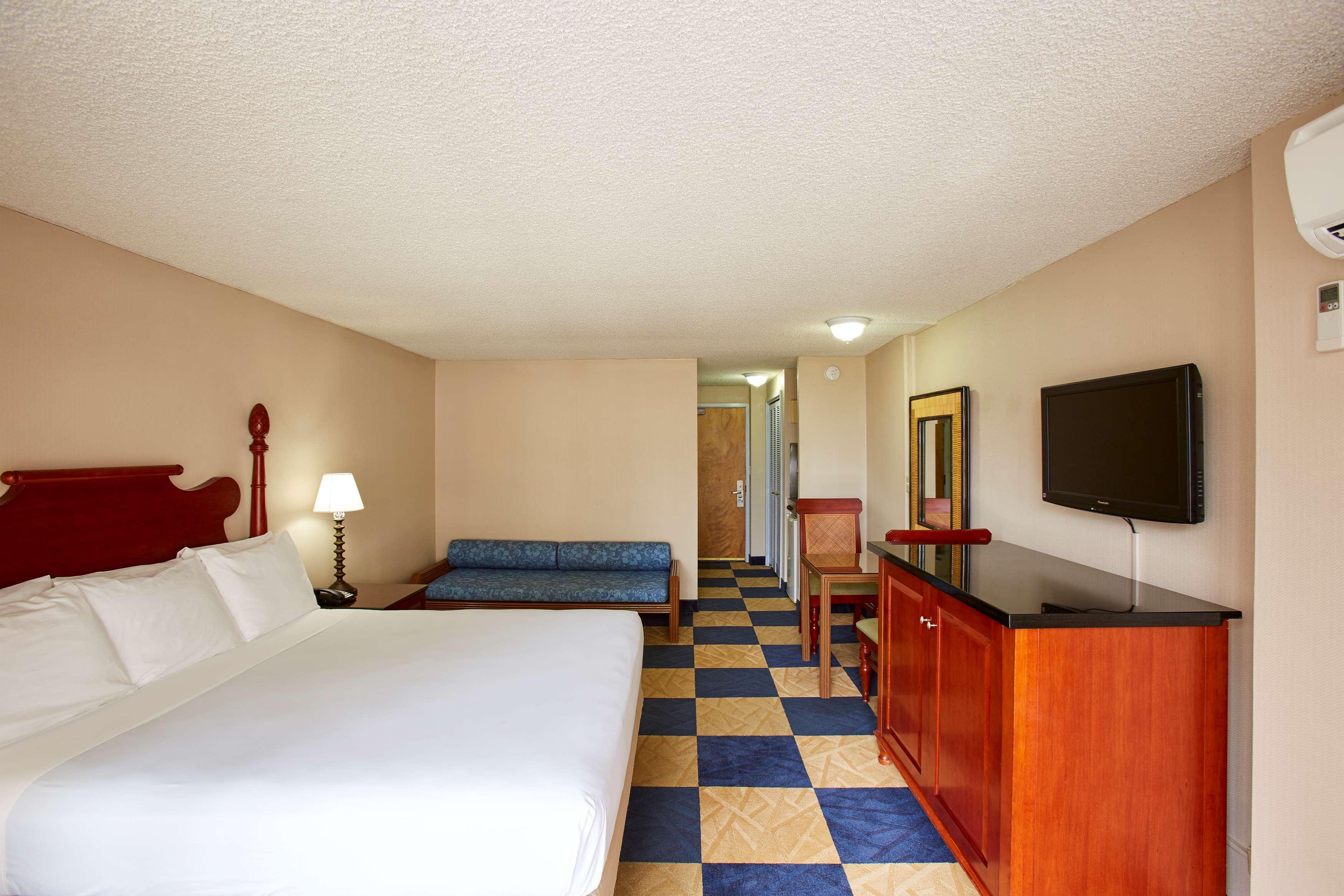 Ewa Hotel Waikiki Гонолулу Экстерьер фото