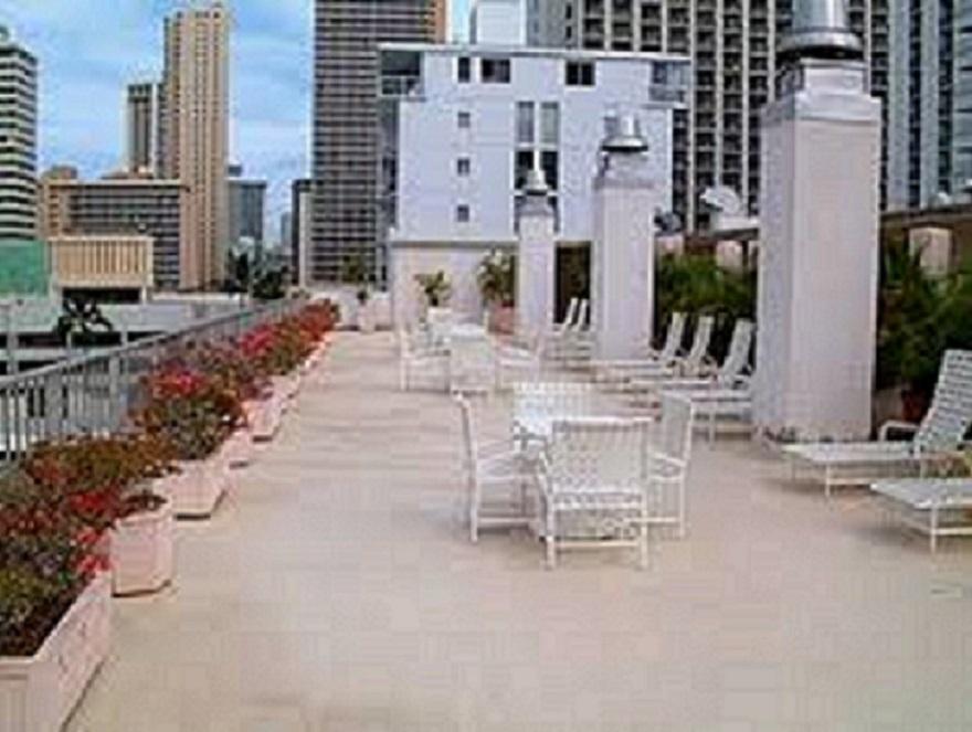 Ewa Hotel Waikiki Гонолулу Экстерьер фото