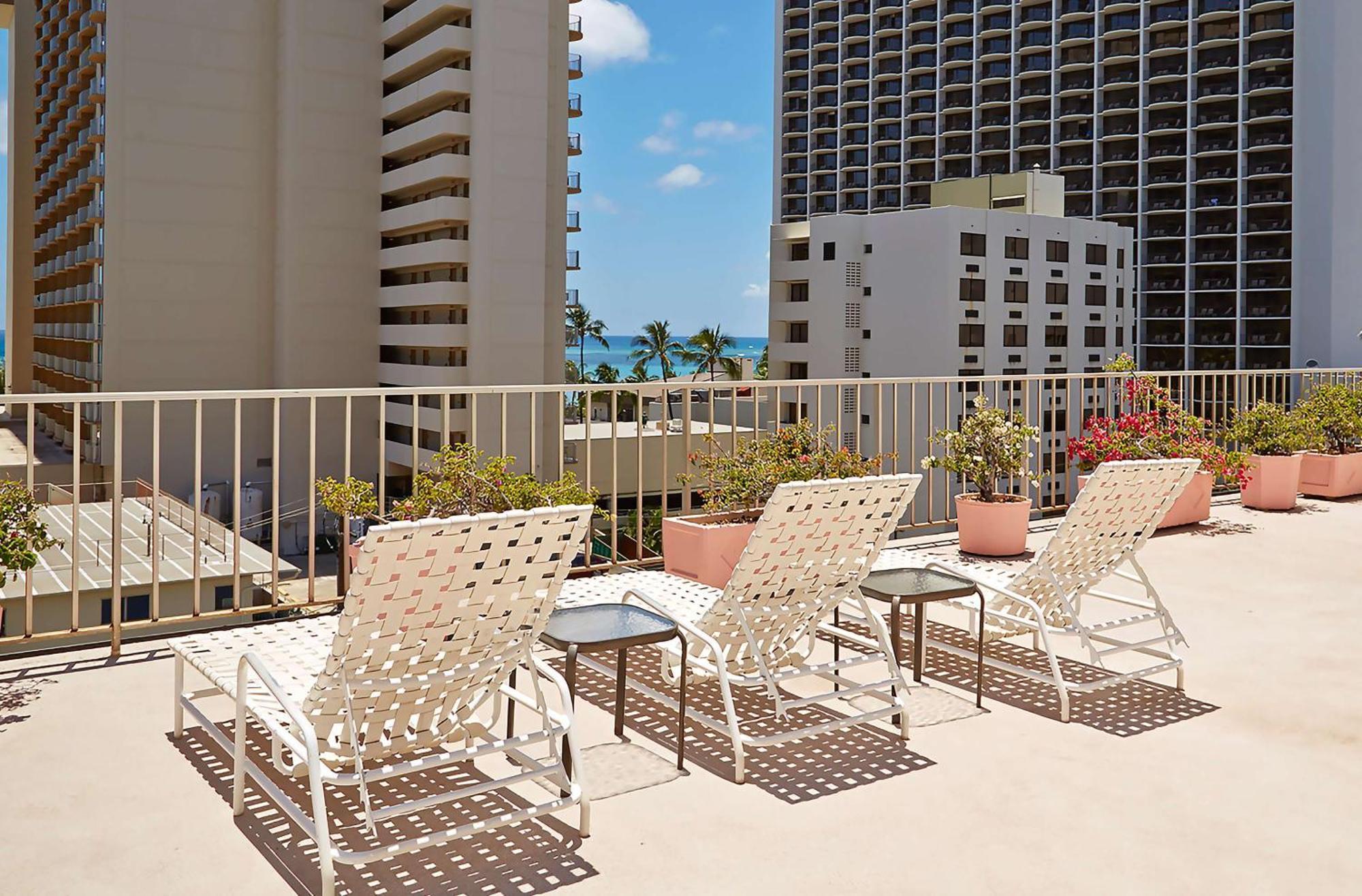 Ewa Hotel Waikiki Гонолулу Экстерьер фото