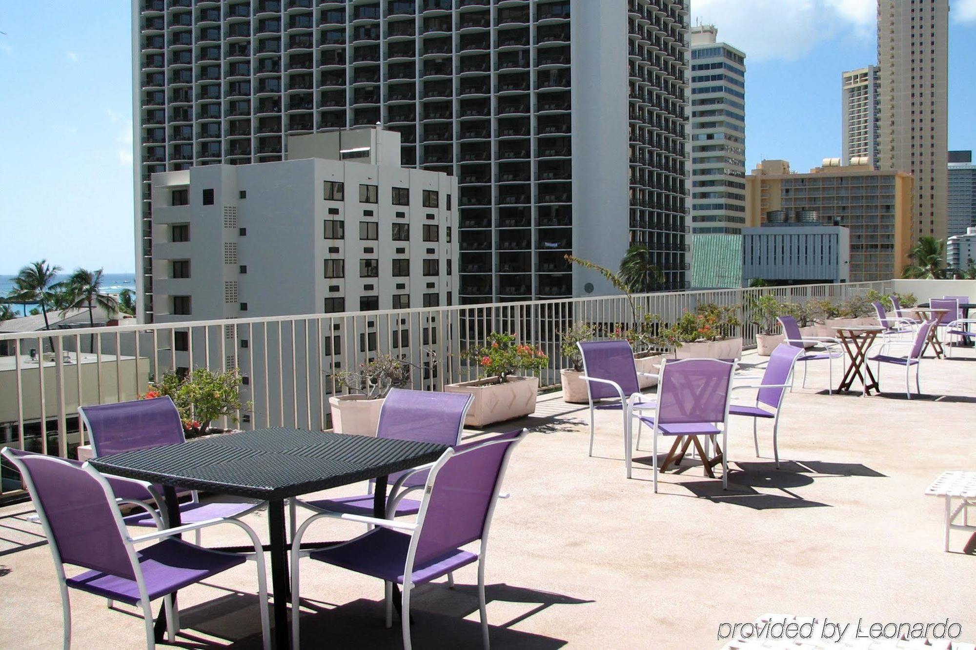 Ewa Hotel Waikiki Гонолулу Экстерьер фото