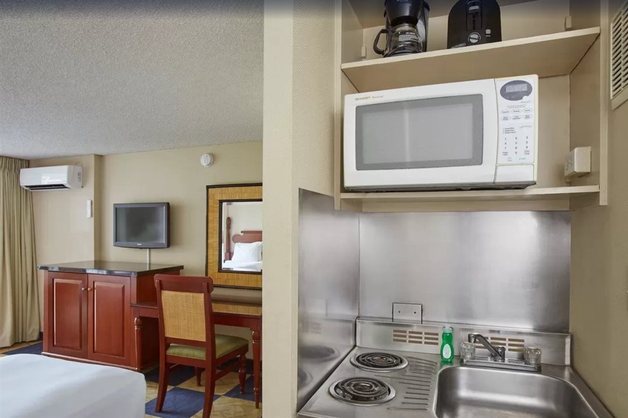 Ewa Hotel Waikiki Гонолулу Экстерьер фото
